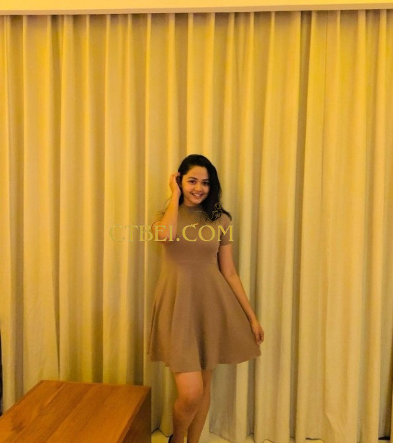Make your Party Colorful with Naughty Delhi Escorts
