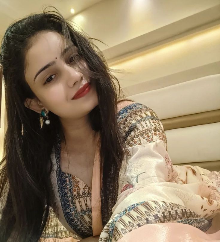 Real call girls with hand cash payments only in Delhi