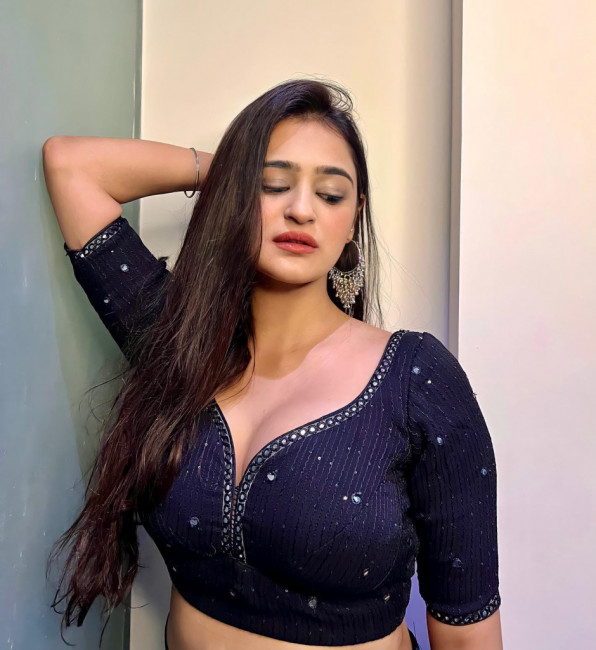 Meet Verified Call Girls Service in Hyderabad with Real Photos