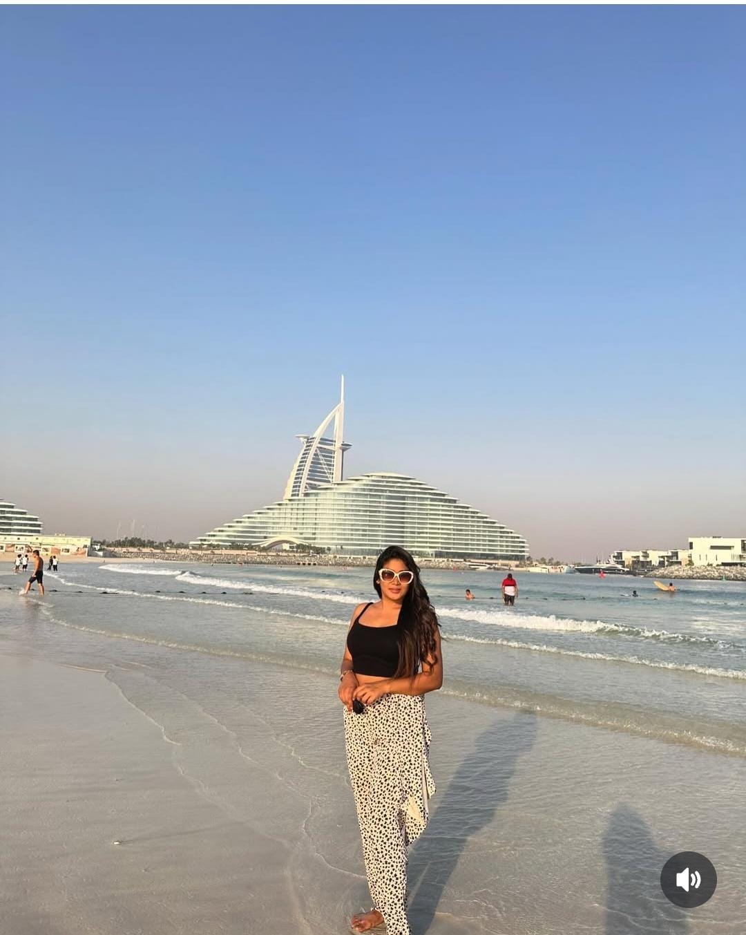 Unlimited Enjoy With Naughty Slim Model Mahi Singh Call Now